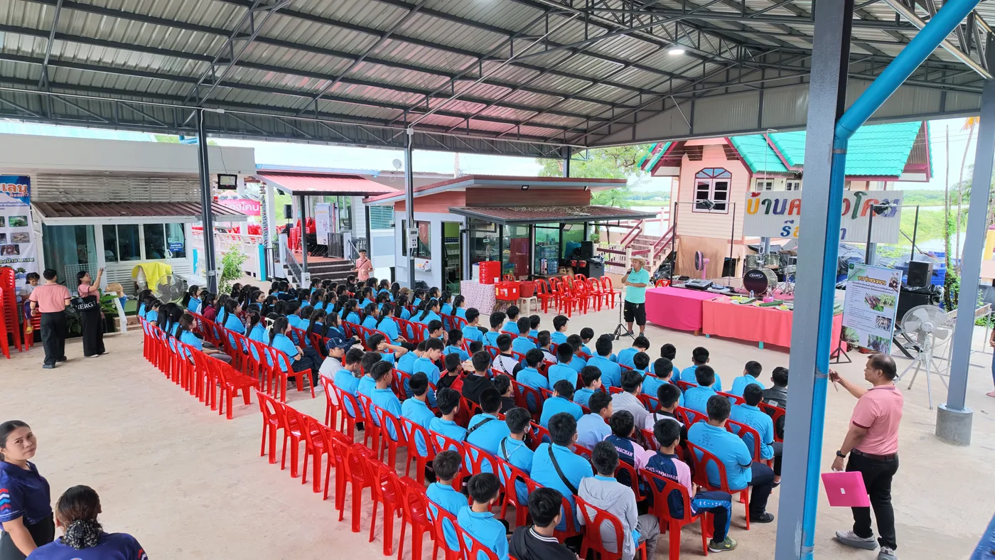 หอประชุมใหม่และเวทีกิจกรรม