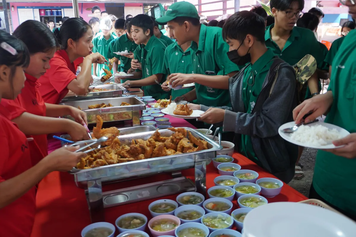 ภาพอาหารพื้นบ้านและซีฟู้ด 1
