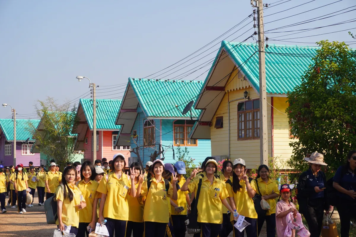 ภาพกิจกรรมทัศนศึกษาโรงเรียน 12